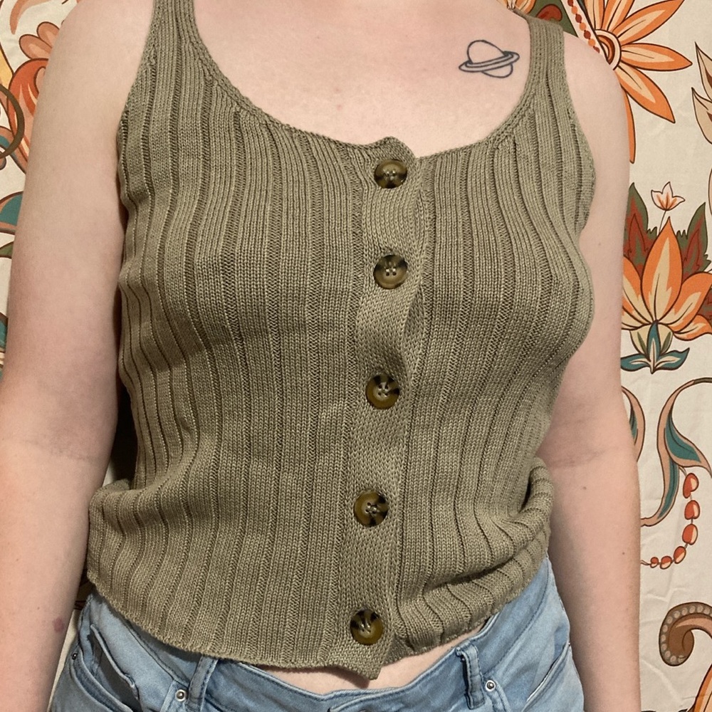 Hippie Rose button down crop top